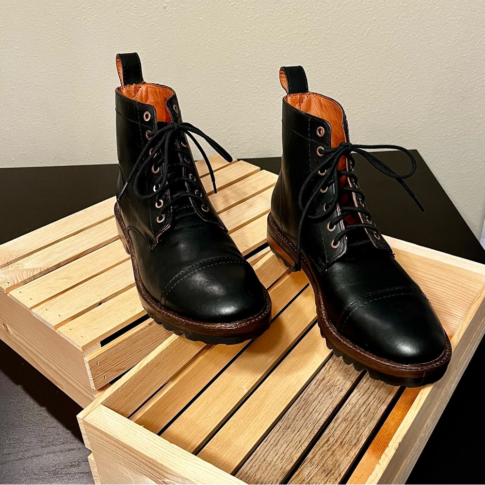 *RARE* PLG/Patina Men’s Leather Breaker Boot | Black, Size 8